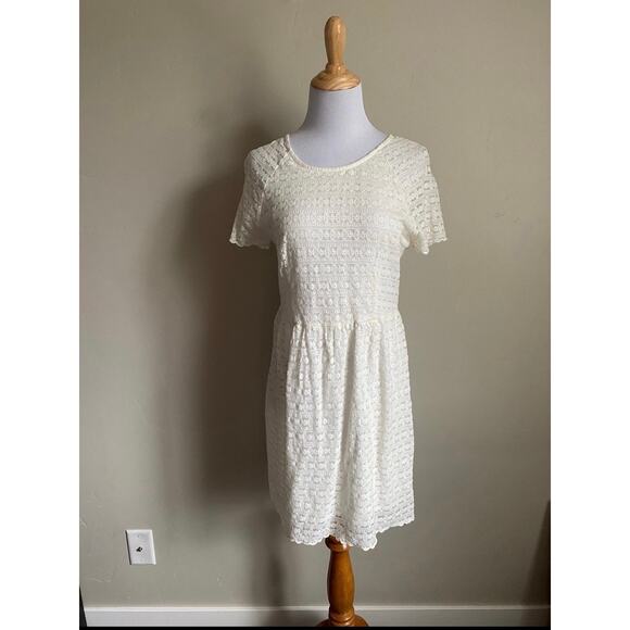 Free People Size 10 Creamy White Lace Knee Length Dress - Picture 1 of 13